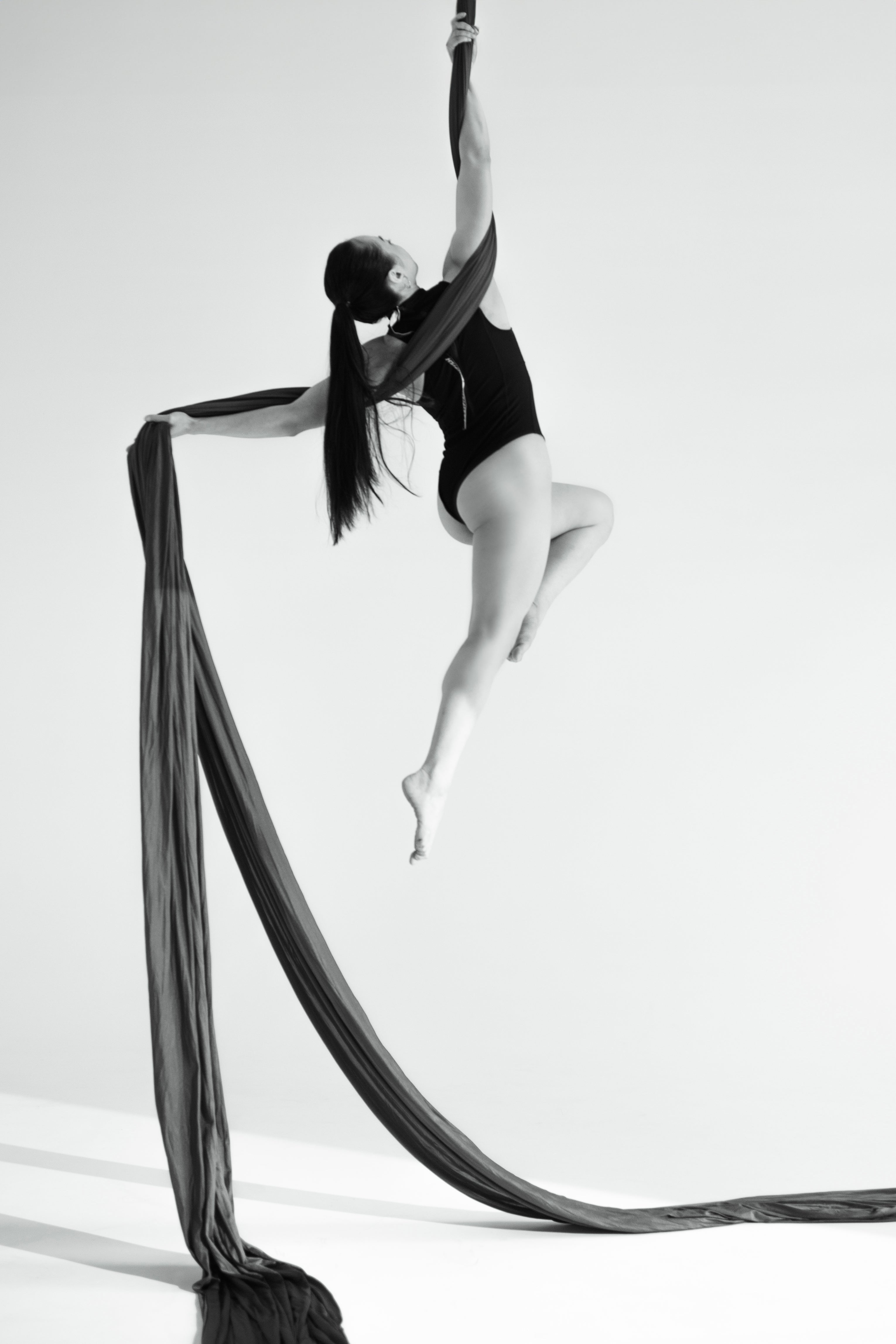 Lignes de Soi swimsuit - Black|高磅羅紋連身泳衣 - 黑色