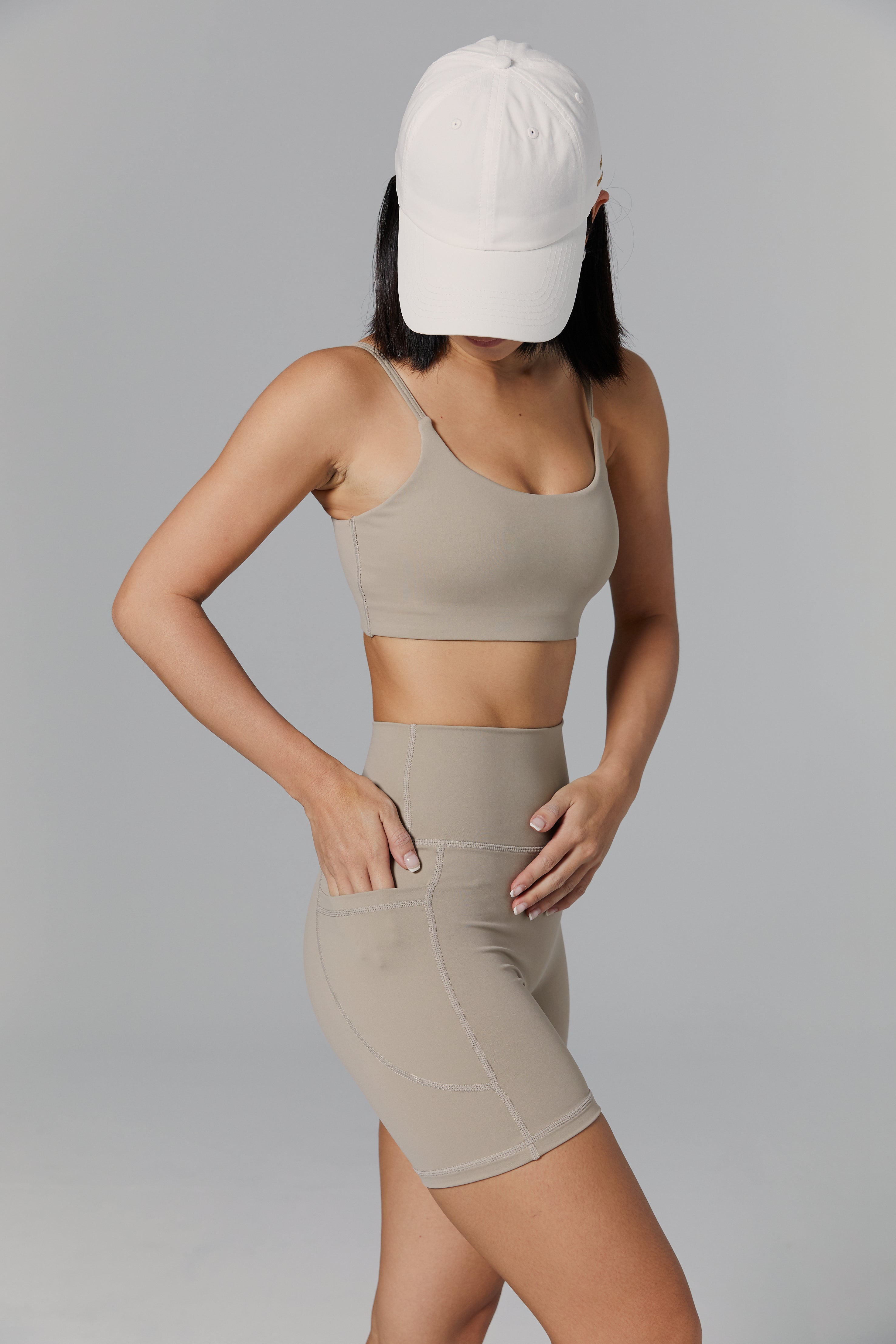 Flow H Sport Bra Top Light Support - Khaki / 細肩帶運動上衣 - 淺卡其