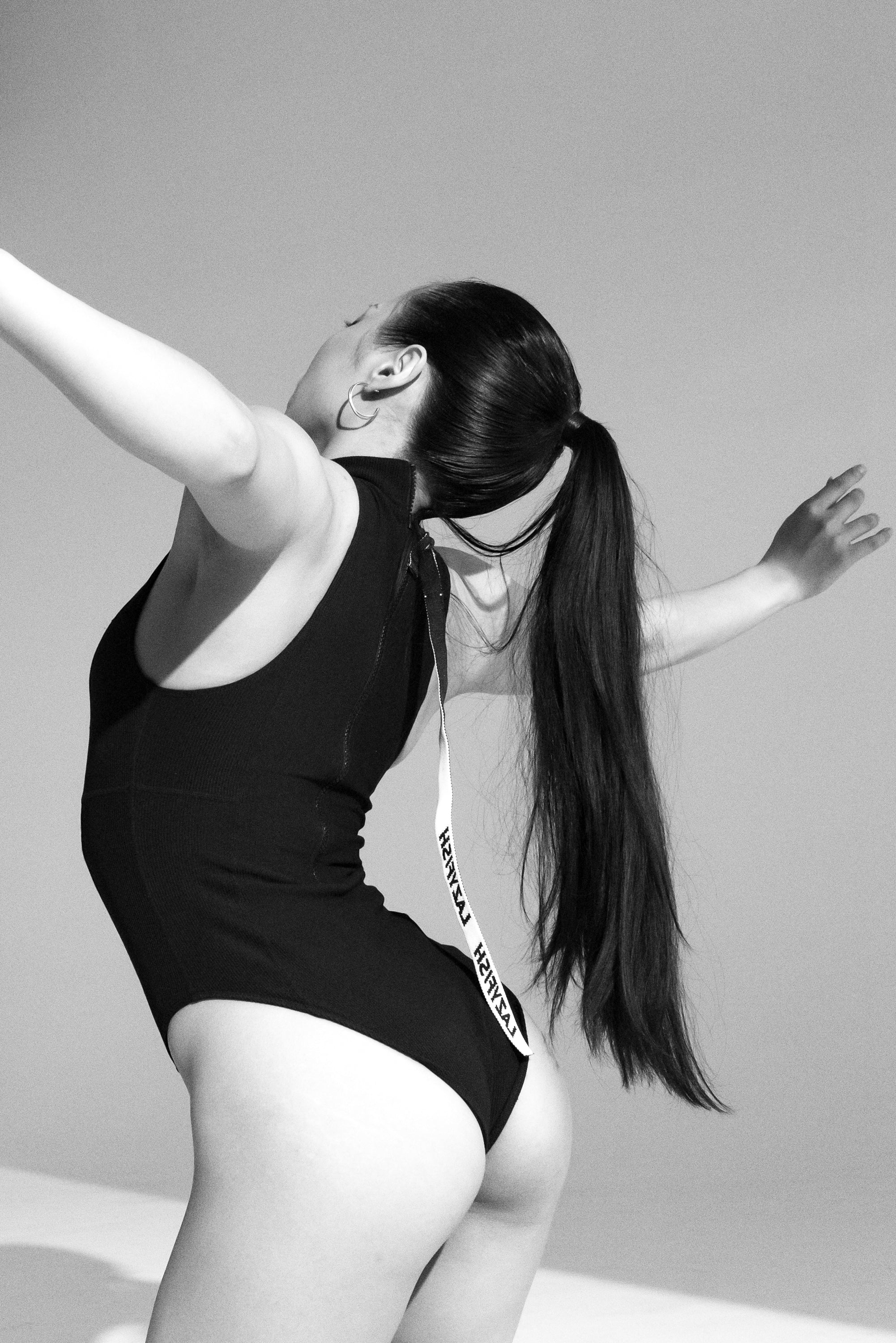 Lignes de Soi swimsuit - Black|高磅羅紋連身泳衣 - 黑色