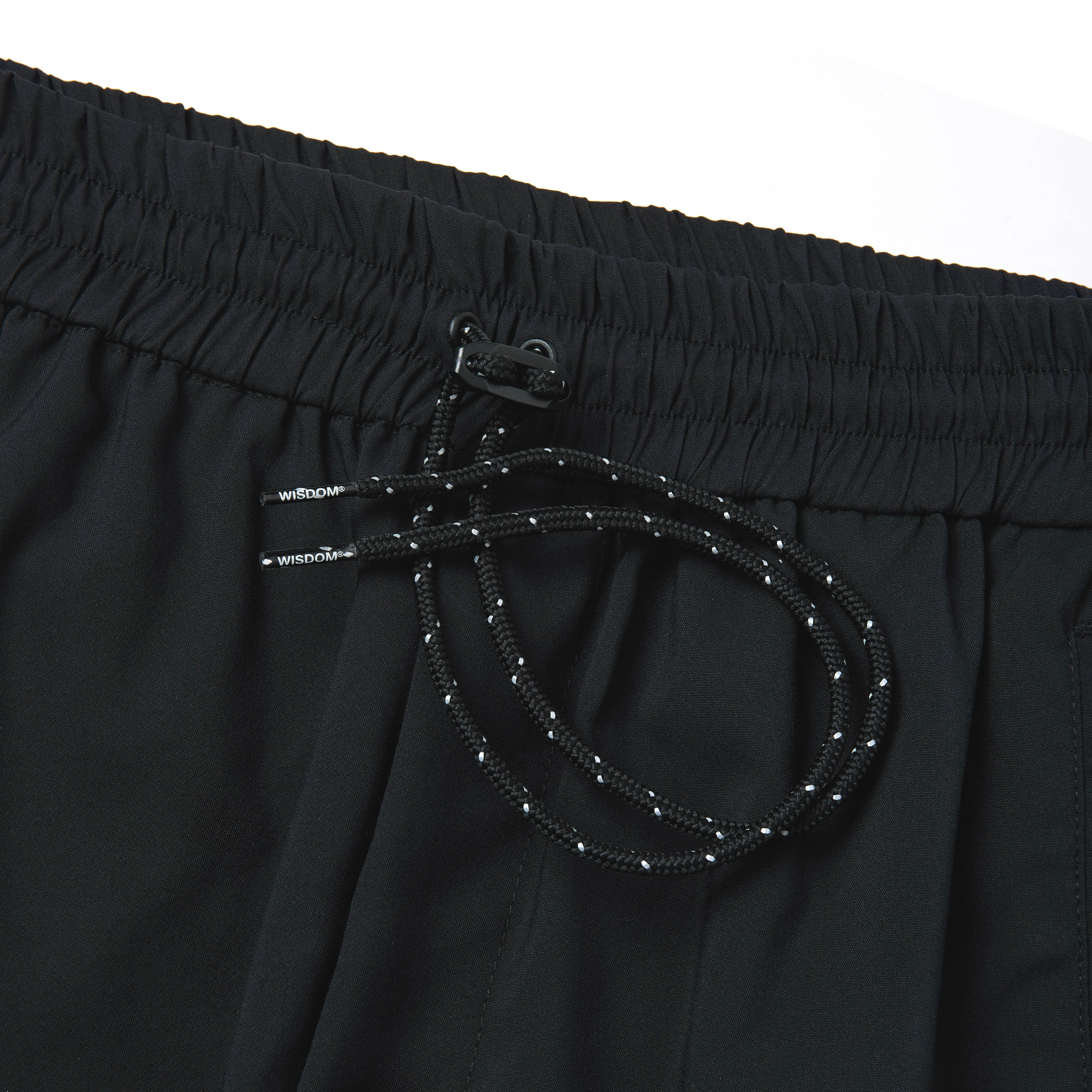 BLOCKING REFLECTIVE SHORTS|全新拼色海灘褲