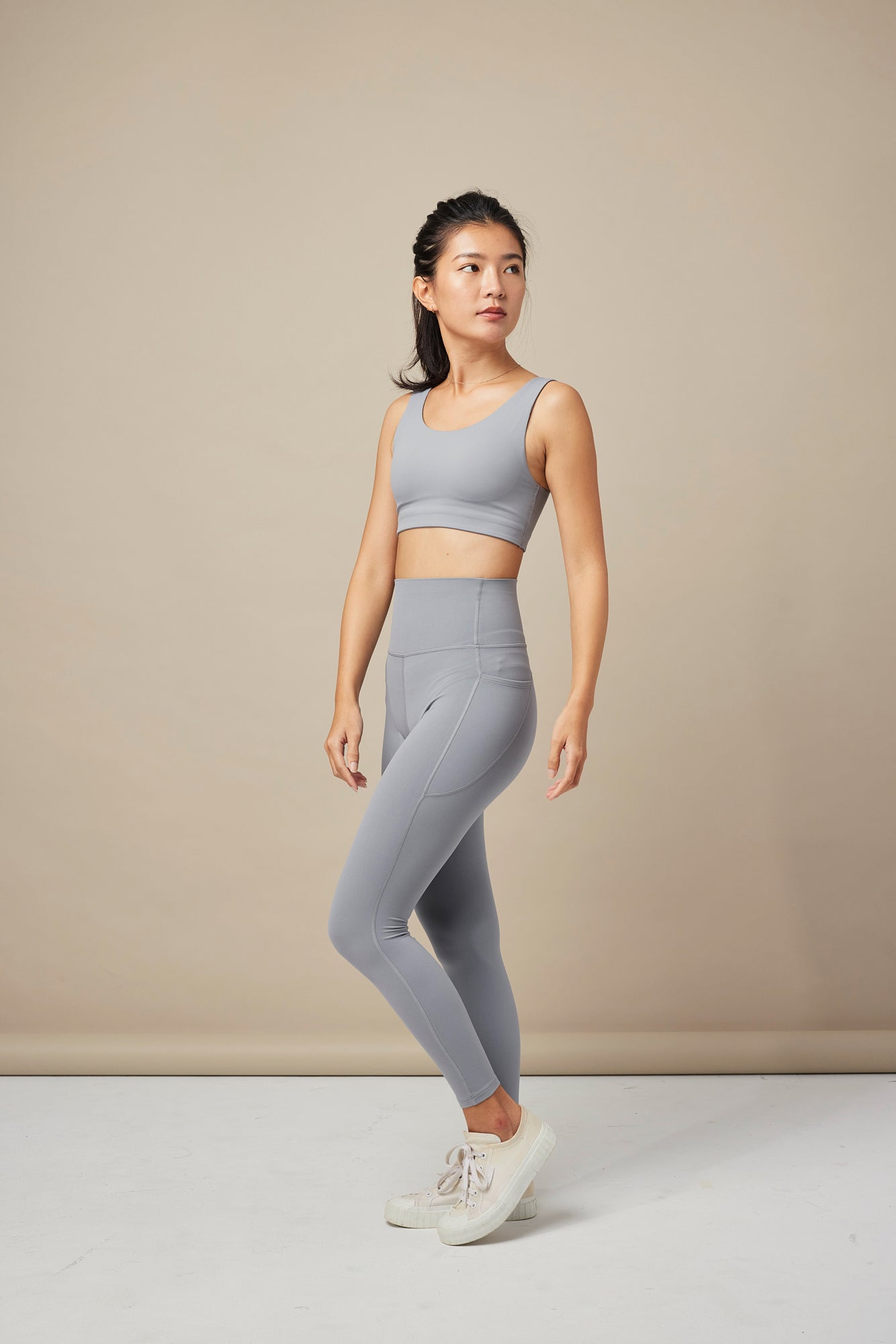 23" Pocket Utility Leggings - Gray /高腰流線口袋運動長褲 - 明灰色