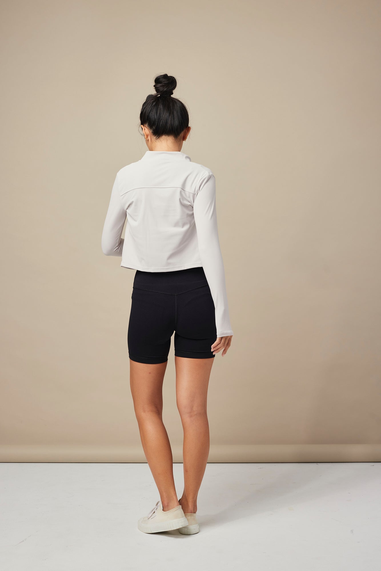 L/S Sport Jacket - Ivory White / 長袖短版雙開拉鍊運動外套 - 象牙白