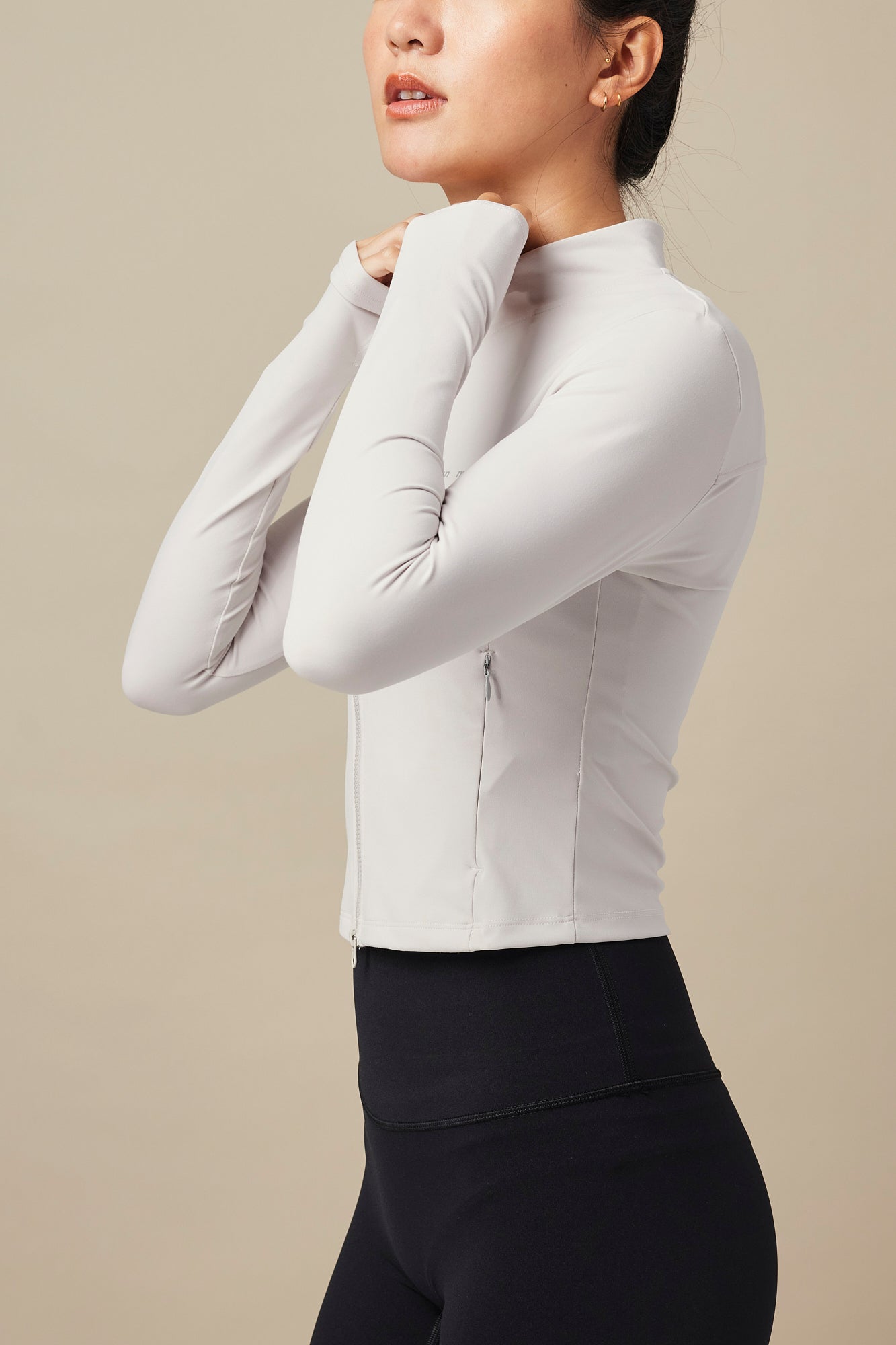 L/S Sport Jacket - Ivory White / 長袖短版雙開拉鍊運動外套 - 象牙白