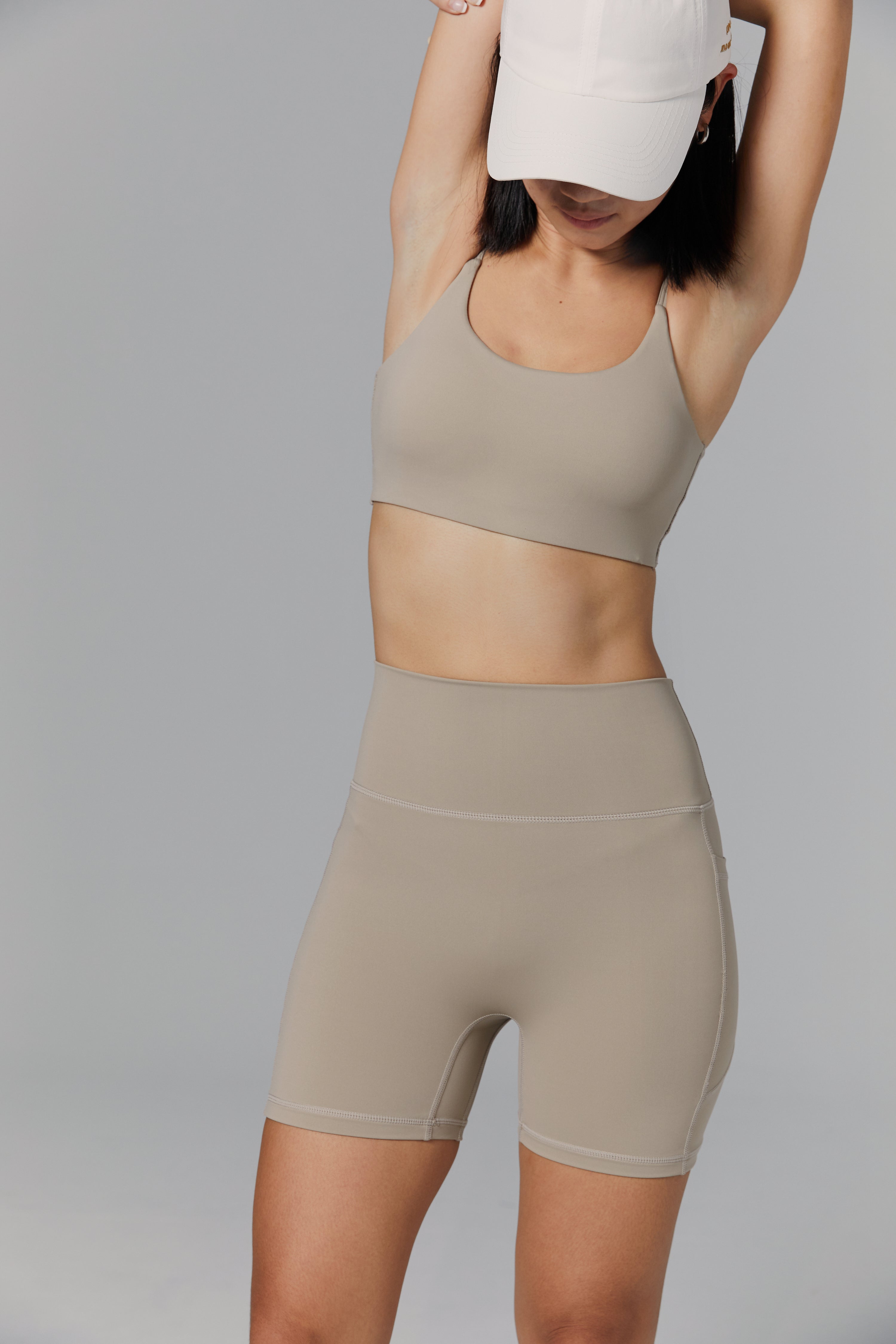 Flow H Sport Bra Top Light Support - Khaki / 細肩帶運動上衣 - 淺卡其